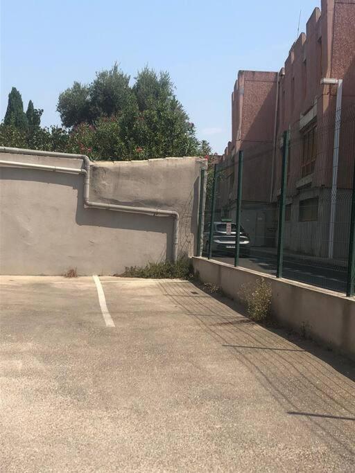 Apartament Studio Le 2, Free Parking, Free Wifi, Transports Nîmes Zewnętrze zdjęcie