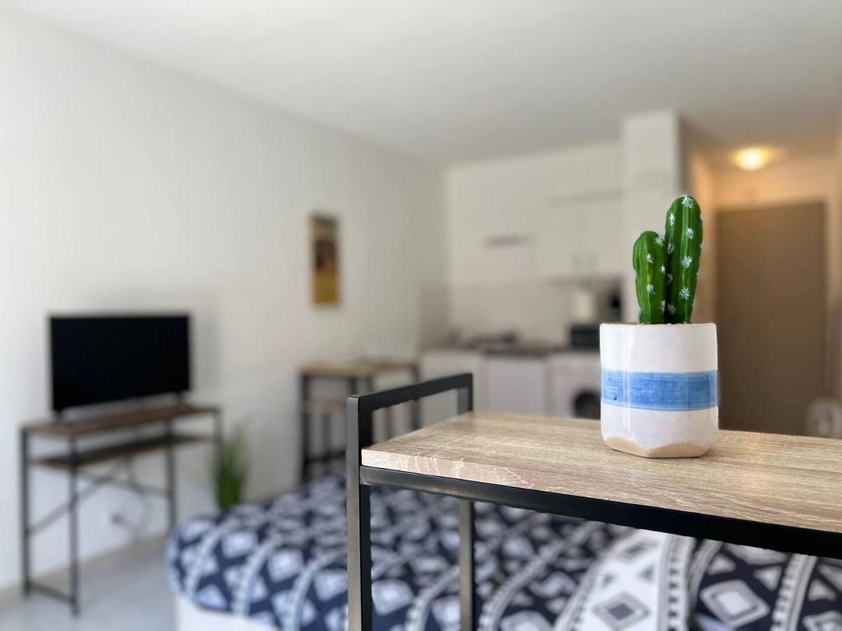 Apartament Studio Le 2, Free Parking, Free Wifi, Transports Nîmes Zewnętrze zdjęcie