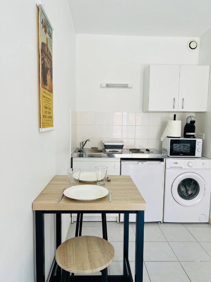 Apartament Studio Le 2, Free Parking, Free Wifi, Transports Nîmes Zewnętrze zdjęcie